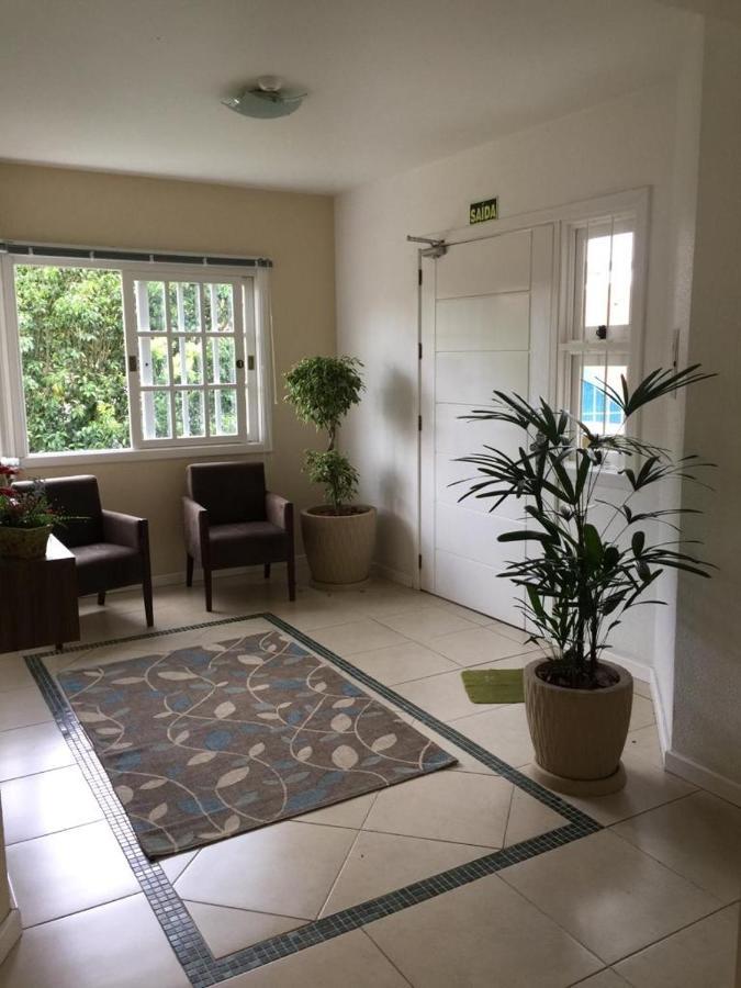 Excelente Apartamento Duplex No Centro De Canela Apartment Luaran gambar